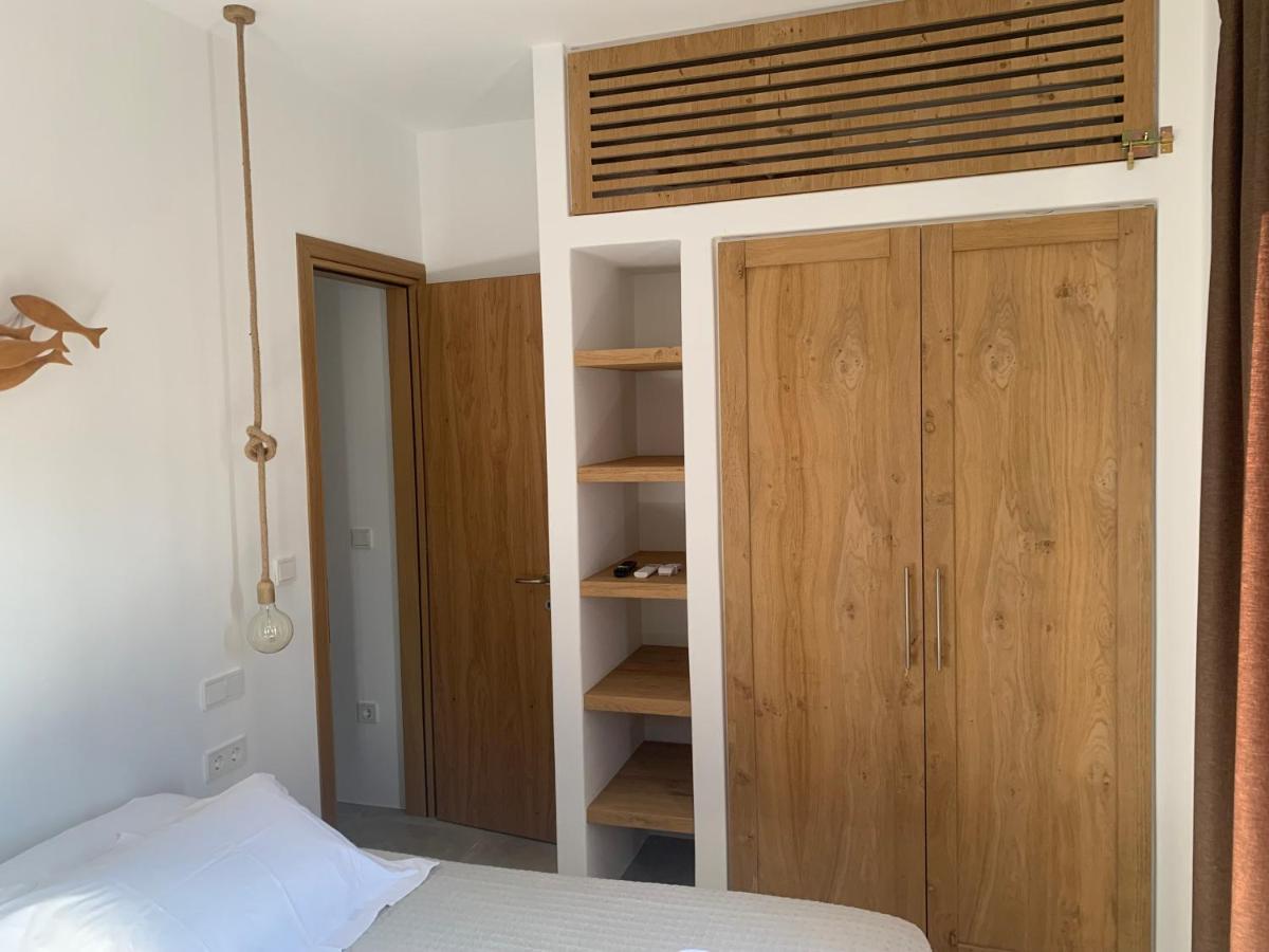Paros-Memories-Neubau-Villen, Sportpool Aspro Chorio Eksteriør billede