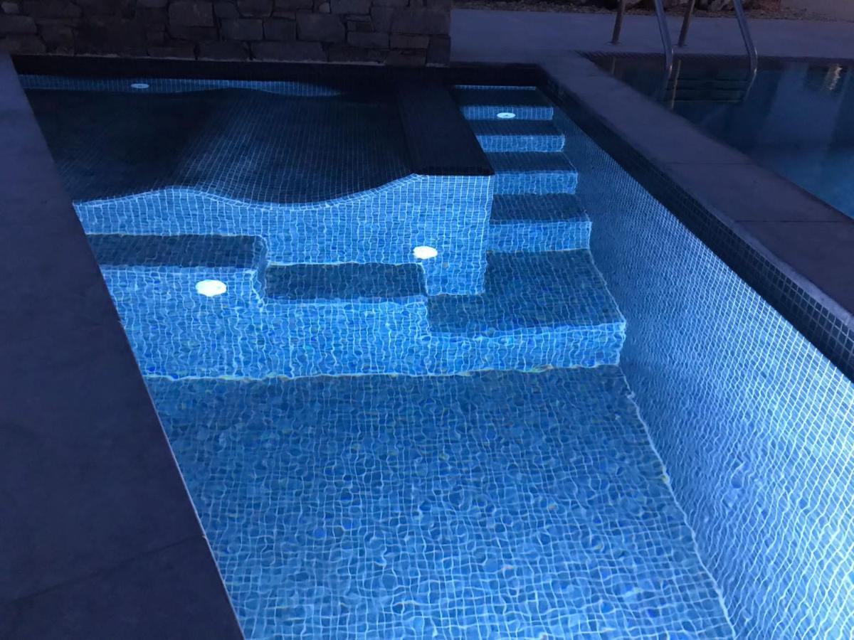 Paros-Memories-Neubau-Villen, Sportpool Aspro Chorio Eksteriør billede